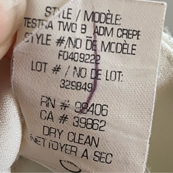 Theory testra two b pants size 0 cream color EUC - Picture 4 of 7